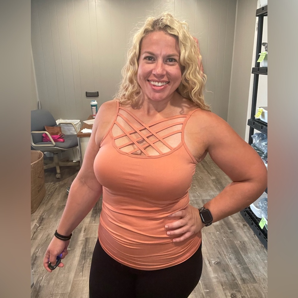 Zenana ash rose crisscross tank